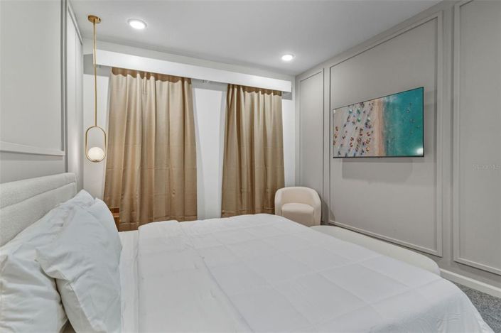 Image No.36-5 Bed Townhouse for sale