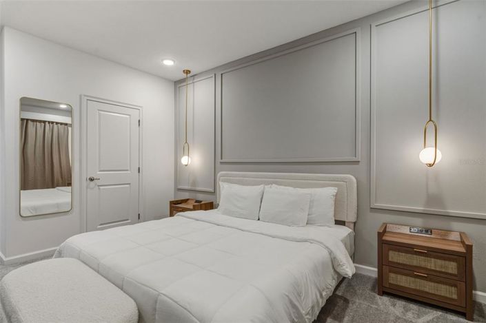 Image No.37-5 Bed Townhouse for sale