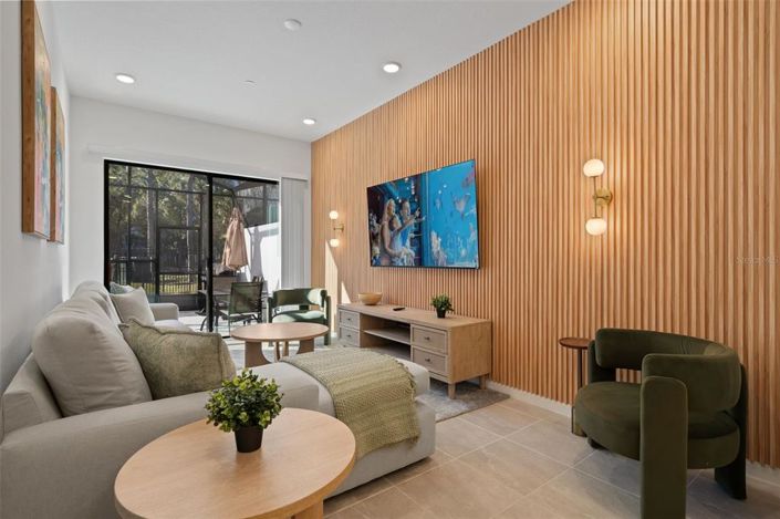 Image No.7-5 Bed Townhouse for sale