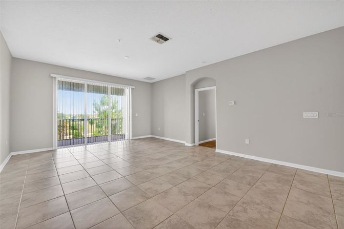 Image No.12-3 Bed Property for sale