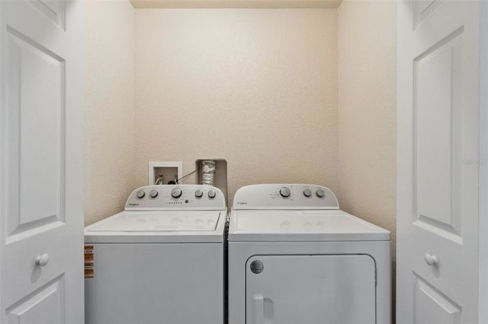 Image No.25-4 Bed Townhouse for sale