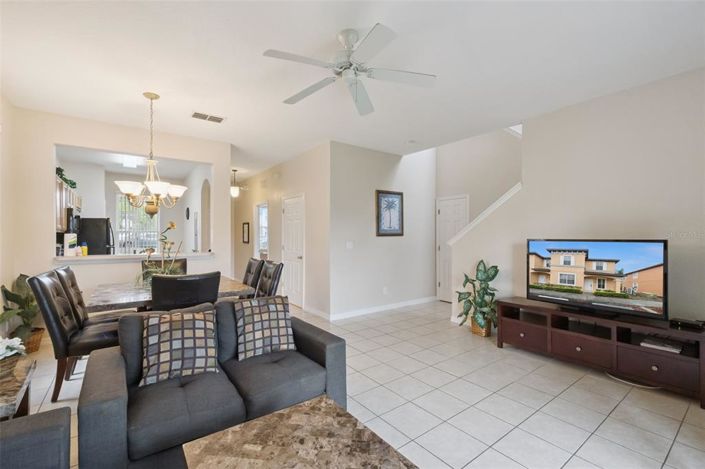 Image No.7-4 Bed Townhouse for sale