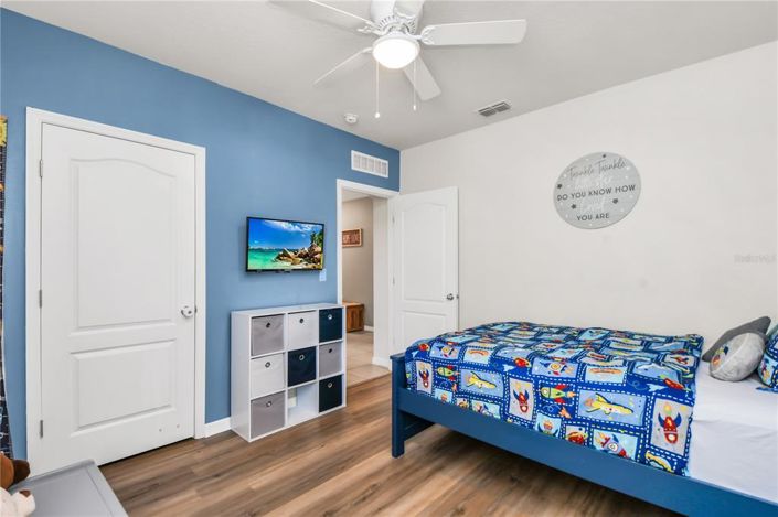 Image No.11-3 Bed Property for sale