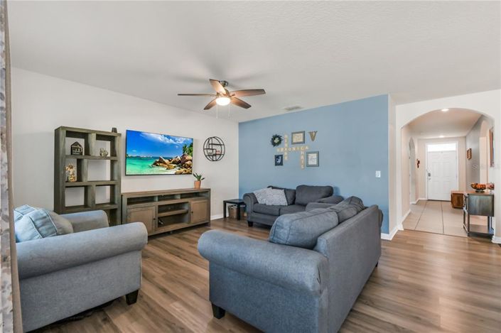 Image No.21-3 Bed Property for sale