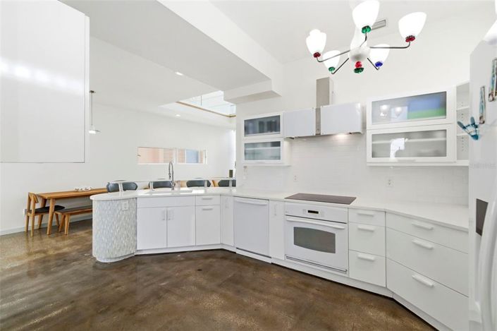 Image No.16-3 Bed Property for sale