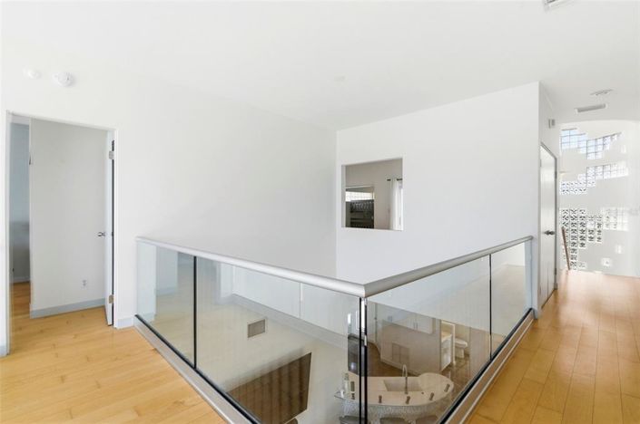 Image No.35-3 Bed Property for sale