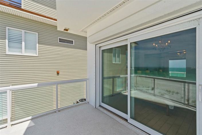 Image No.43-3 Bed Property for sale