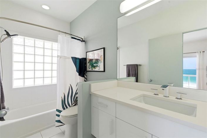 Image No.45-3 Bed Property for sale