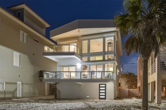 Image No.55-3 Bed Property for sale