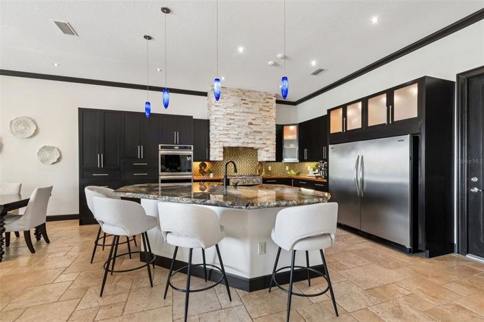 Image No.23-4 Bed Property for sale