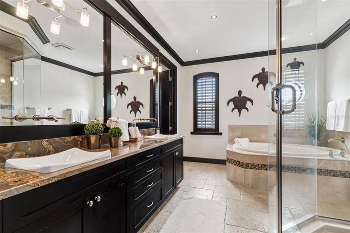 Image No.35-4 Bed Property for sale