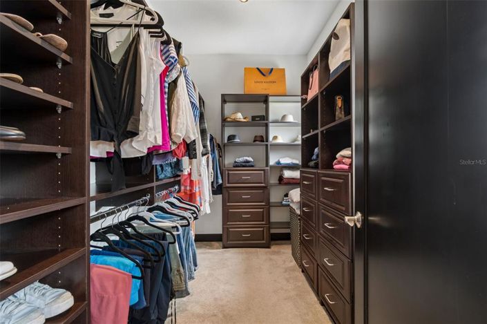 Image No.36-4 Bed Property for sale