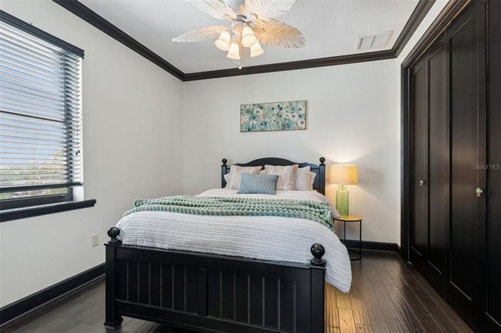 Image No.43-4 Bed Property for sale