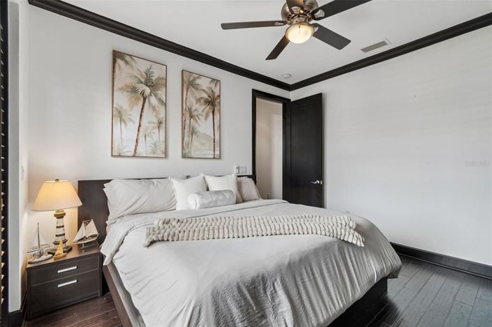 Image No.46-4 Bed Property for sale