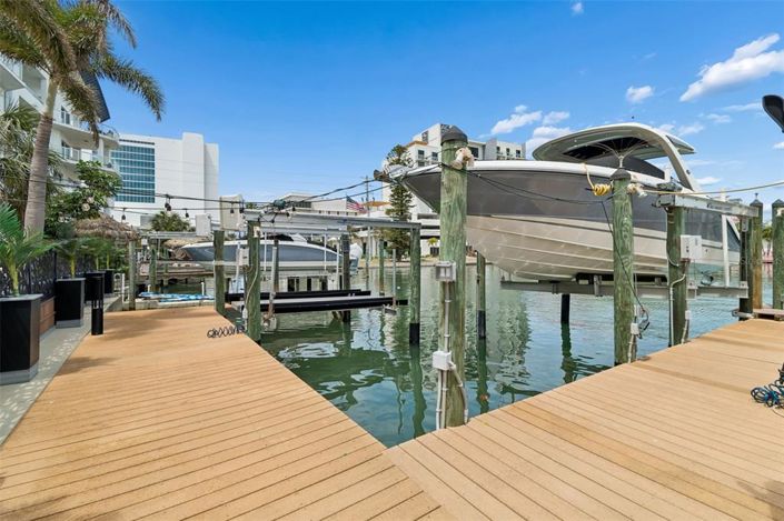 Image No.57-4 Bed Property for sale