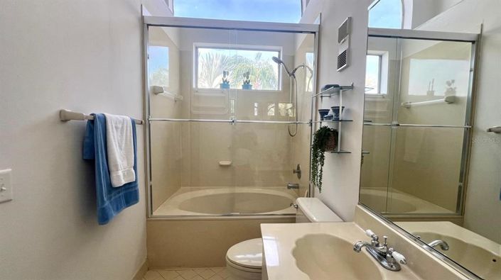 Image No.15-Propriété de 2 chambres à vendre à St. Petersburg