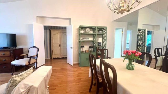 Image No.23-Propriété de 2 chambres à vendre à St. Petersburg