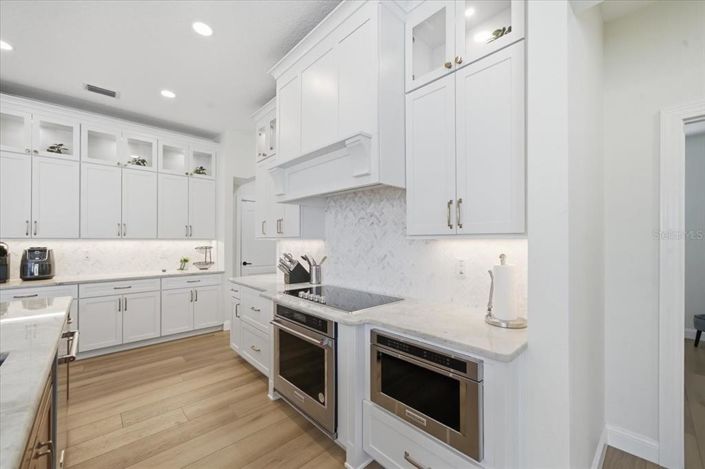 Image No.27-3 Bed Property for sale