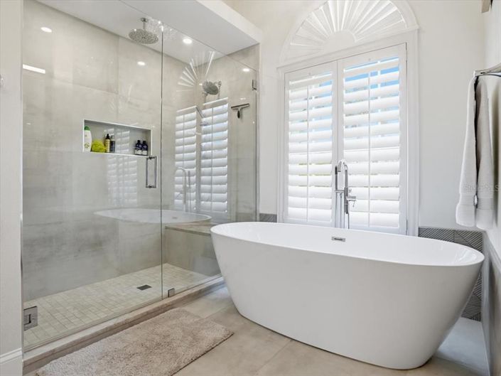 Image No.46-3 Bed Property for sale