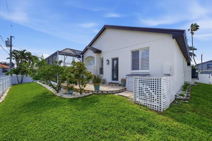 Image No.60-3 Bed Property for sale