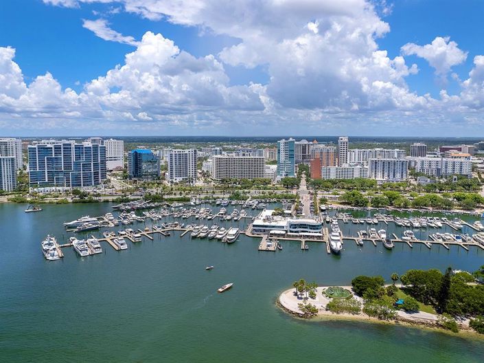 Image No.32-3 Bed Property for sale