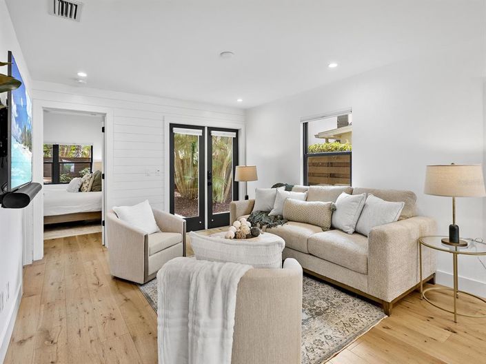 Image No.7-3 Bed Property for sale