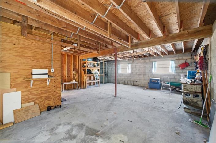 Image No.17-2 Bed Property for sale