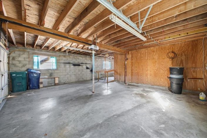 Image No.20-2 Bed Property for sale