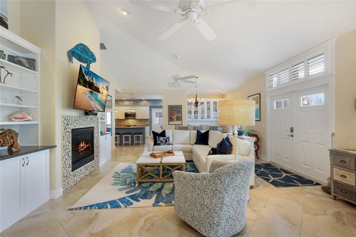 Image No.13-5 Bed Property for sale