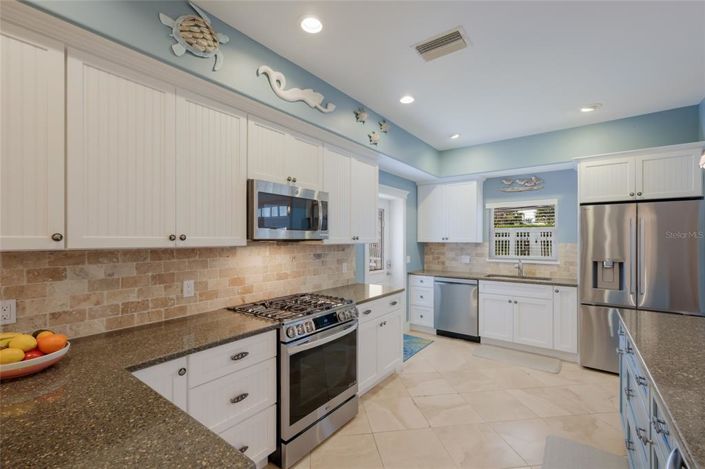 Image No.21-5 Bed Property for sale