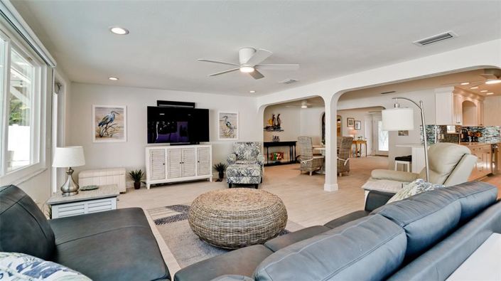 Image No.15-3 Bed Property for sale