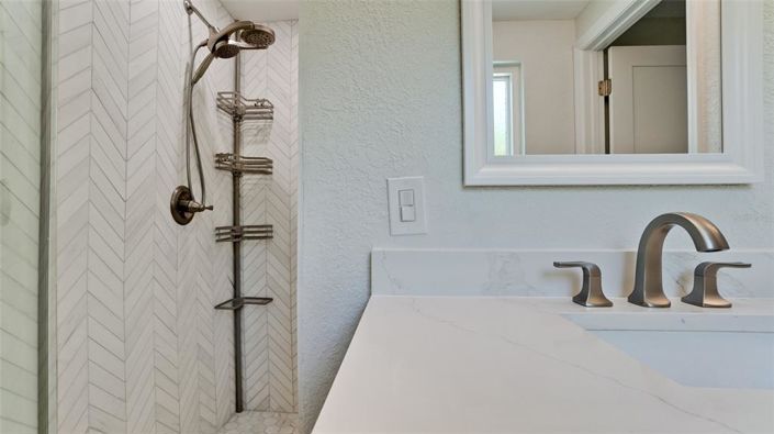 Image No.28-3 Bed Property for sale