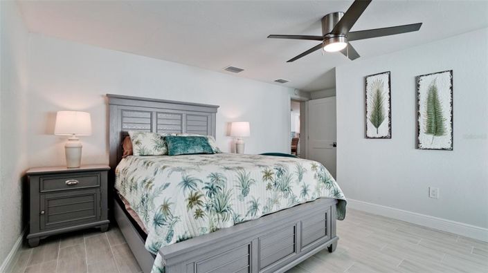 Image No.33-3 Bed Property for sale