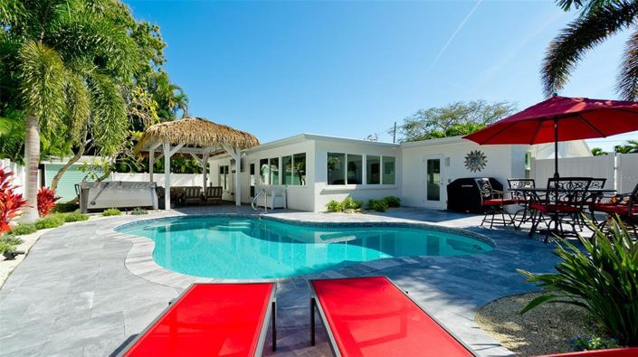 Image No.6-3 Bed Property for sale