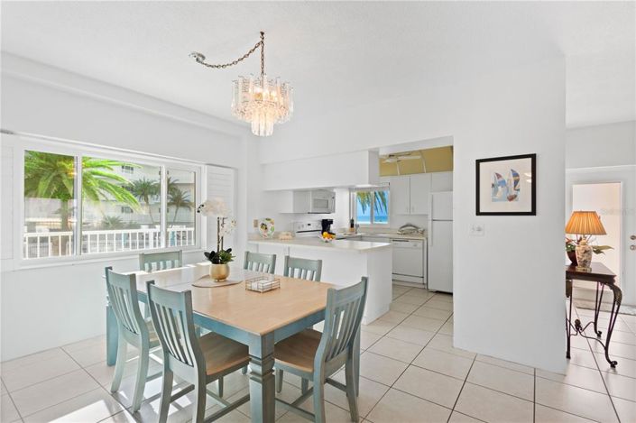 Image No.16-Propriété de 2 chambres à vendre à Sarasota