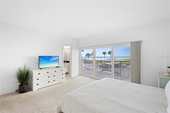 Image No.5-Propriété de 2 chambres à vendre à Sarasota