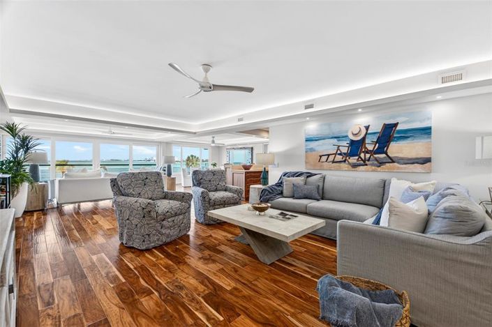 Image No.5-Propriété de 3 chambres à vendre à Sarasota