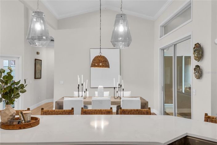 Image No.17-4 Bed Property for sale