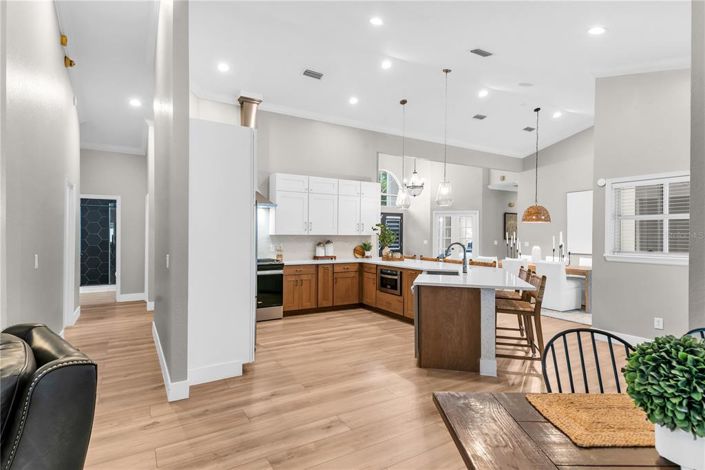 Image No.24-4 Bed Property for sale