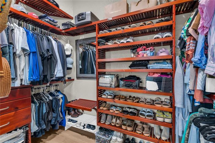 Image No.47-4 Bed Property for sale