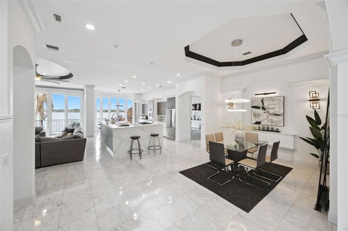 Image No.22-5 Bed Property for sale