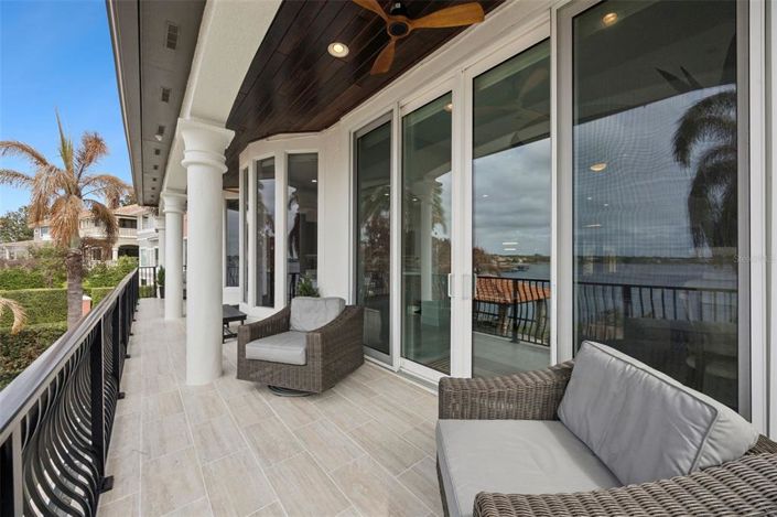 Image No.29-5 Bed Property for sale