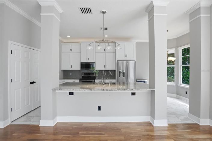 Image No.11-3 Bed Property for sale