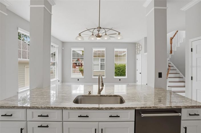 Image No.17-3 Bed Property for sale