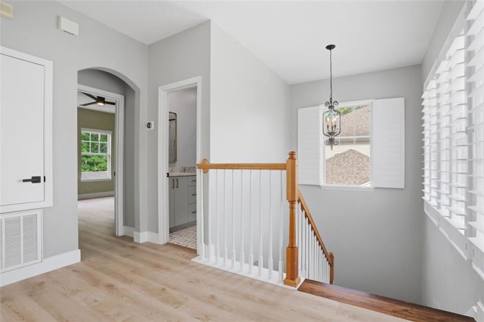 Image No.19-3 Bed Property for sale