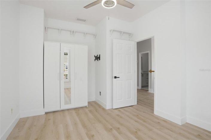 Image No.22-3 Bed Property for sale