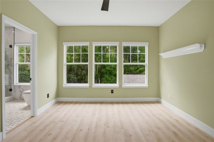 Image No.28-3 Bed Property for sale