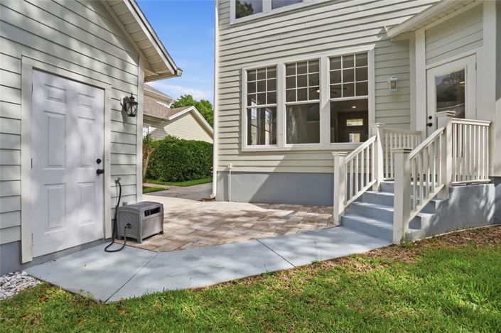 Image No.39-3 Bed Property for sale