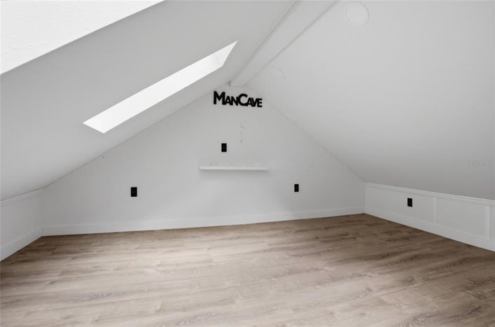 Image No.43-3 Bed Property for sale