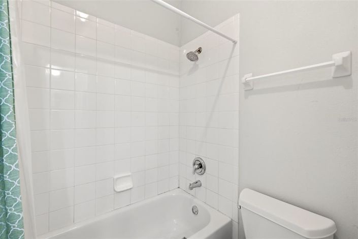 Image No.58-6 Bed Property for sale
